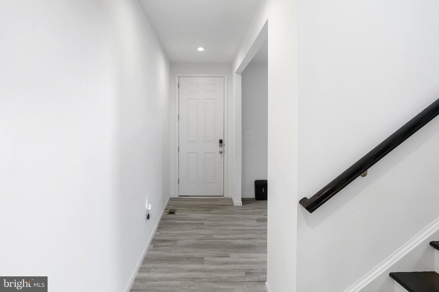736 Round Hill Drive photo 36