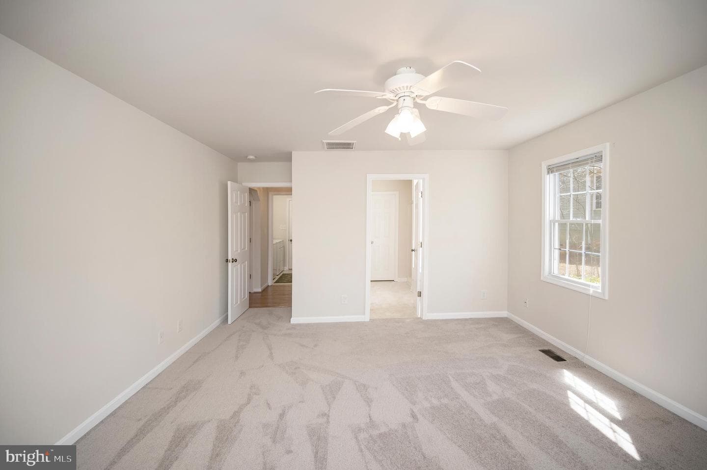 142 Washington Street photo 22