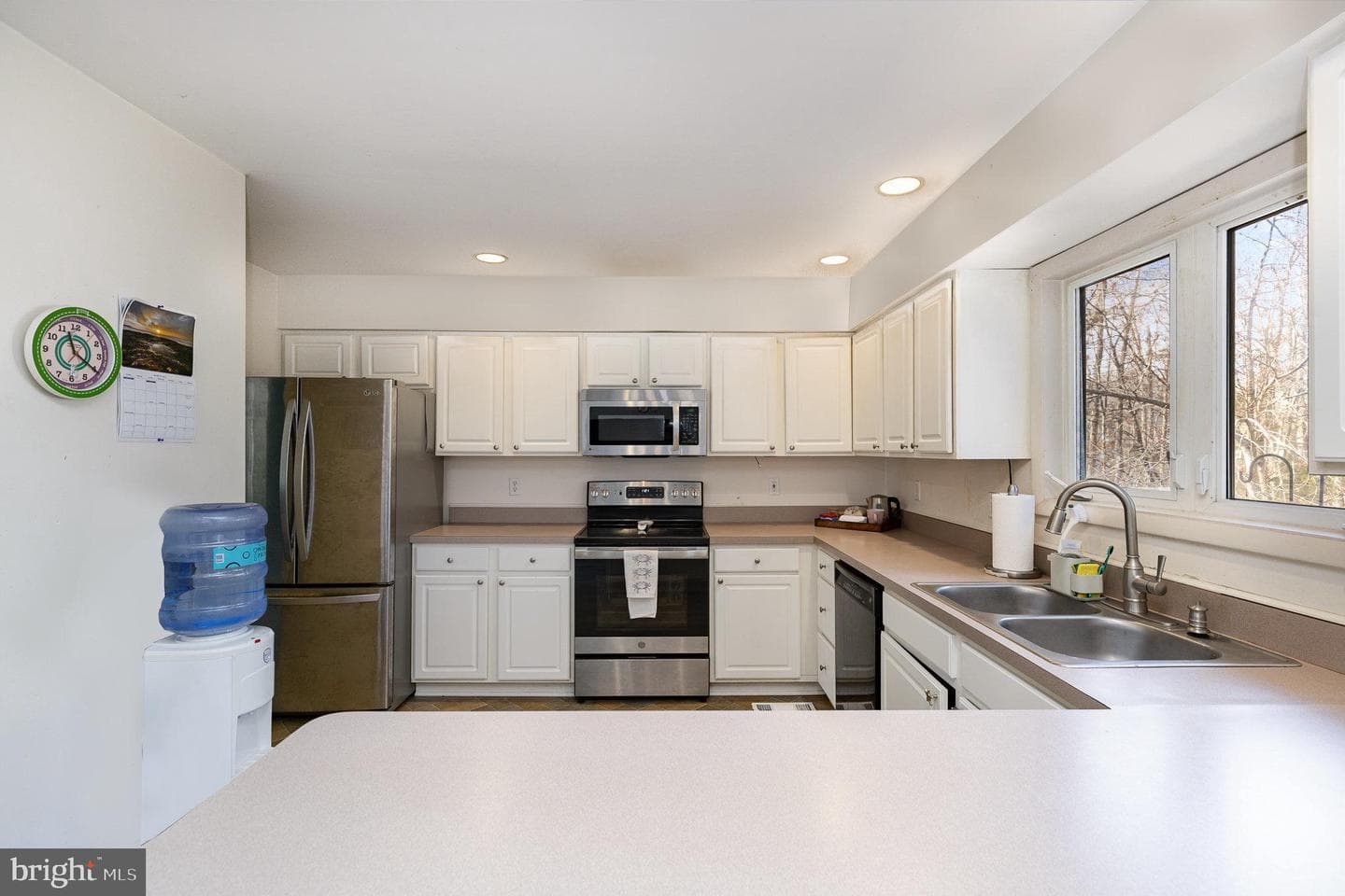 109 Republic Avenue photo 12