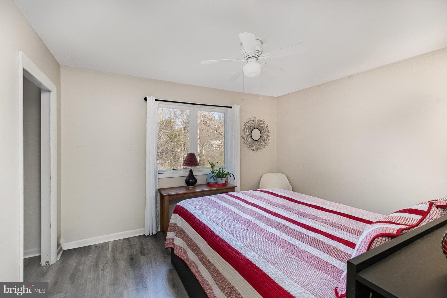 109 Republic Avenue photo 15