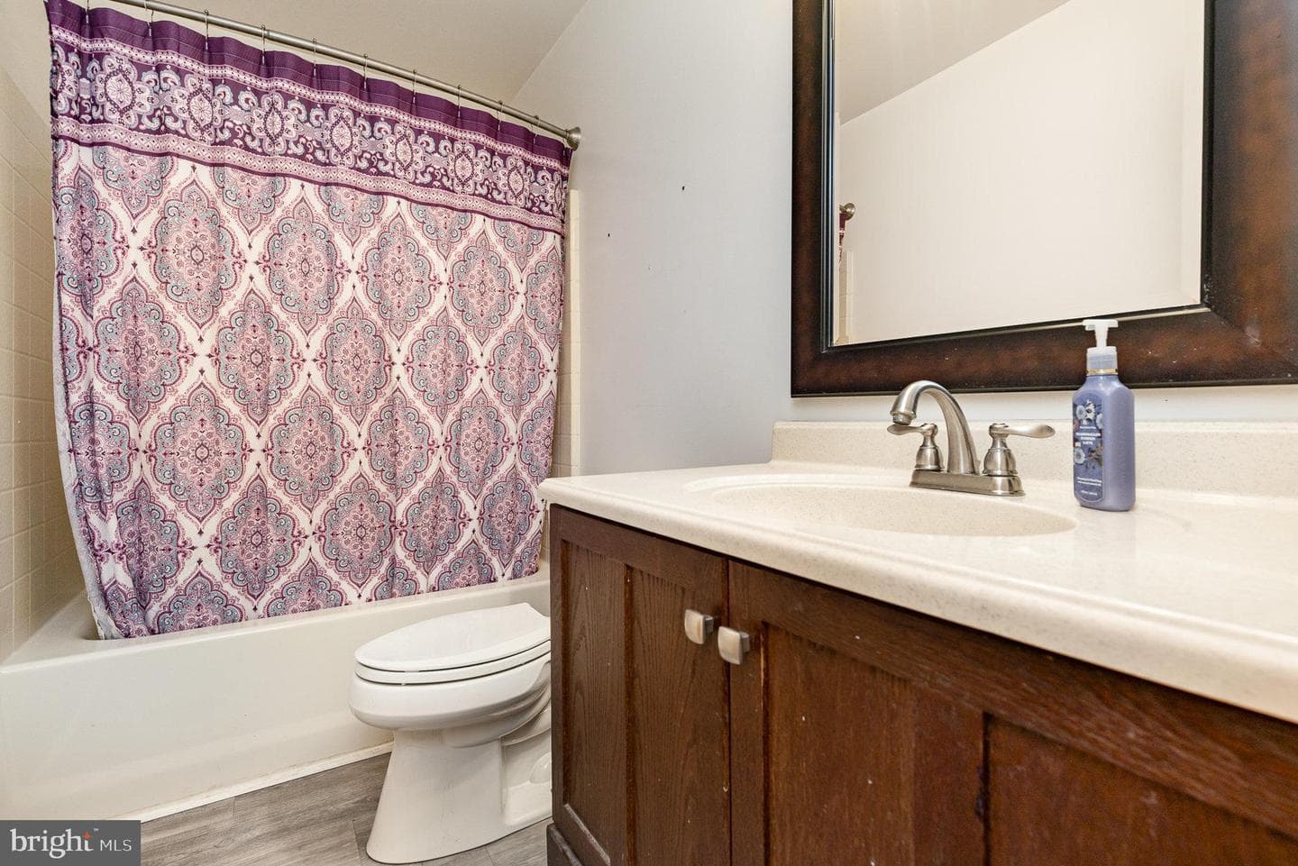 109 Republic Avenue photo 17