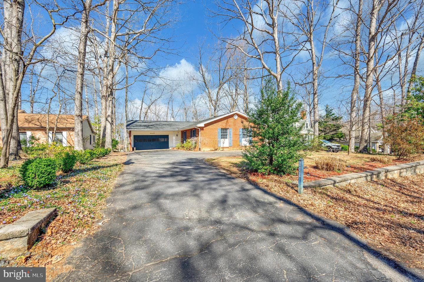 111 Fairway Drive photo 2