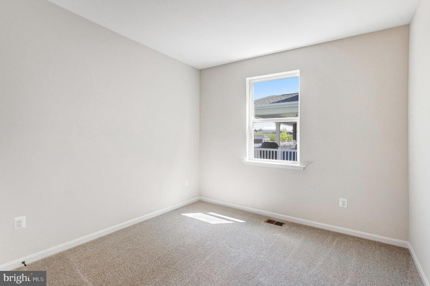 635 Clover Lane photo 24