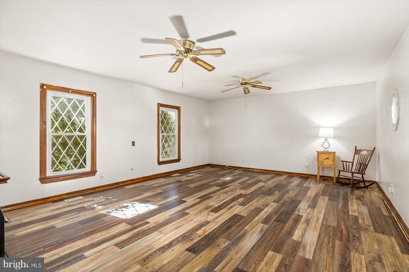 1365 Spotswood Drive photo 12