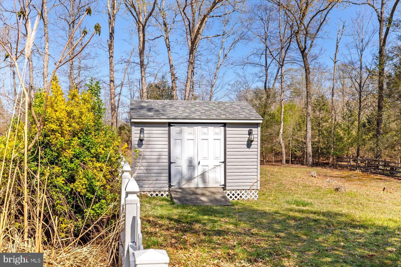 1365 Spotswood Drive photo 36
