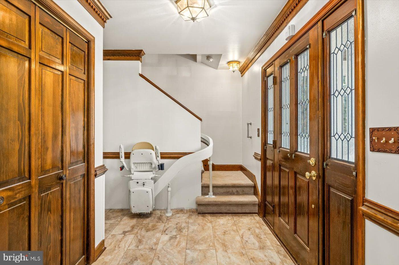 1365 Spotswood Drive photo 6