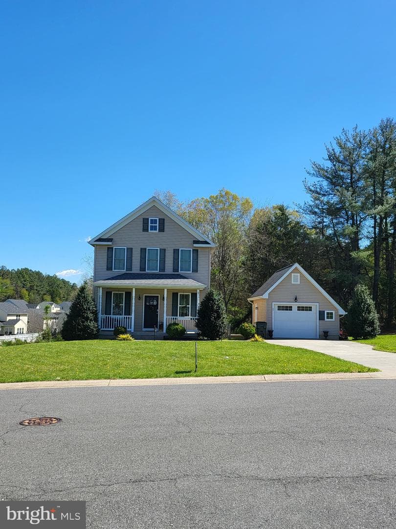640 Coniston Manor Drive photo 1