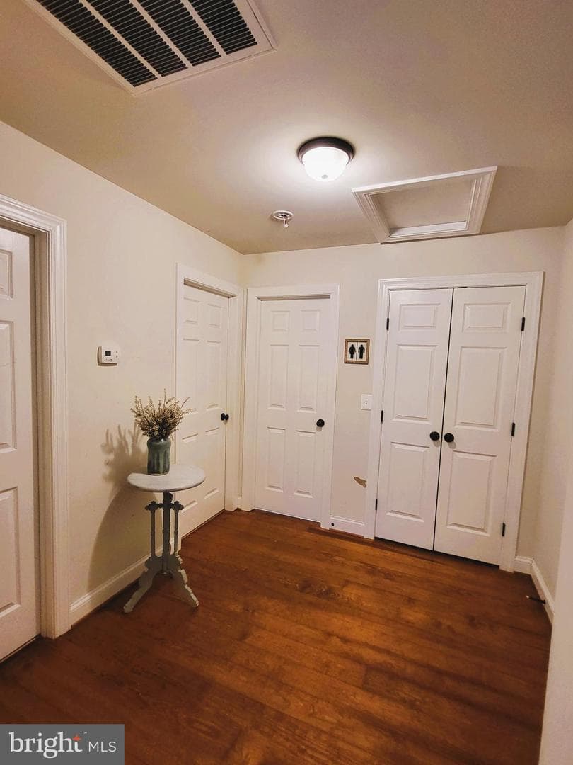 640 Coniston Manor Drive photo 13