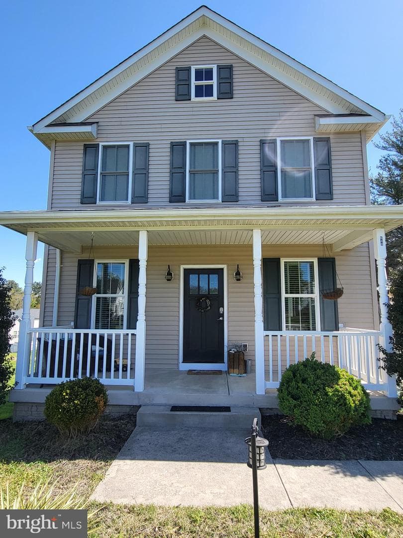 640 Coniston Manor Drive photo 2