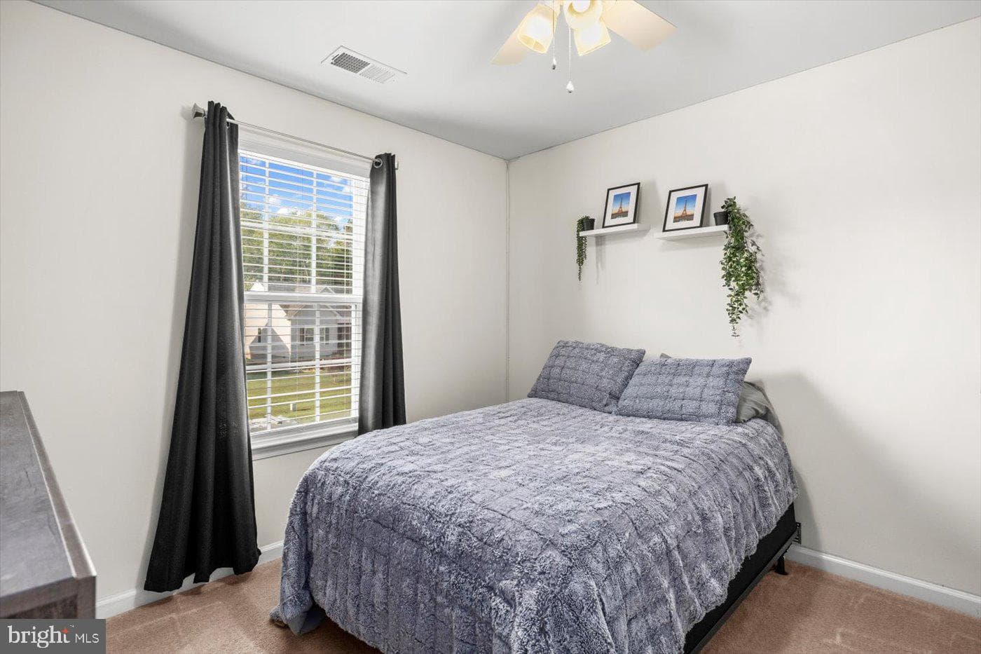 337 Cumbria Street photo 16