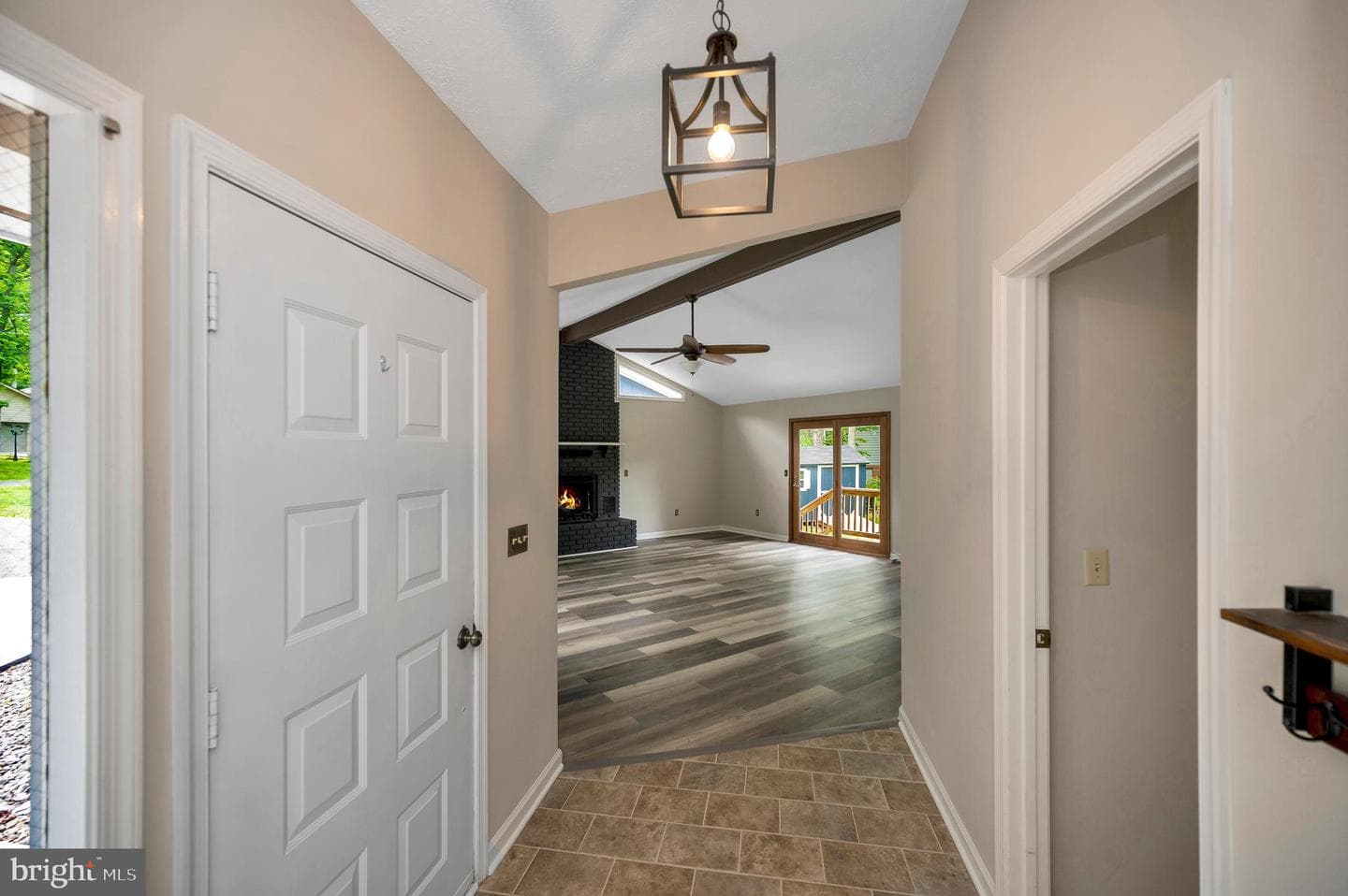 141 Eagle Court photo 23