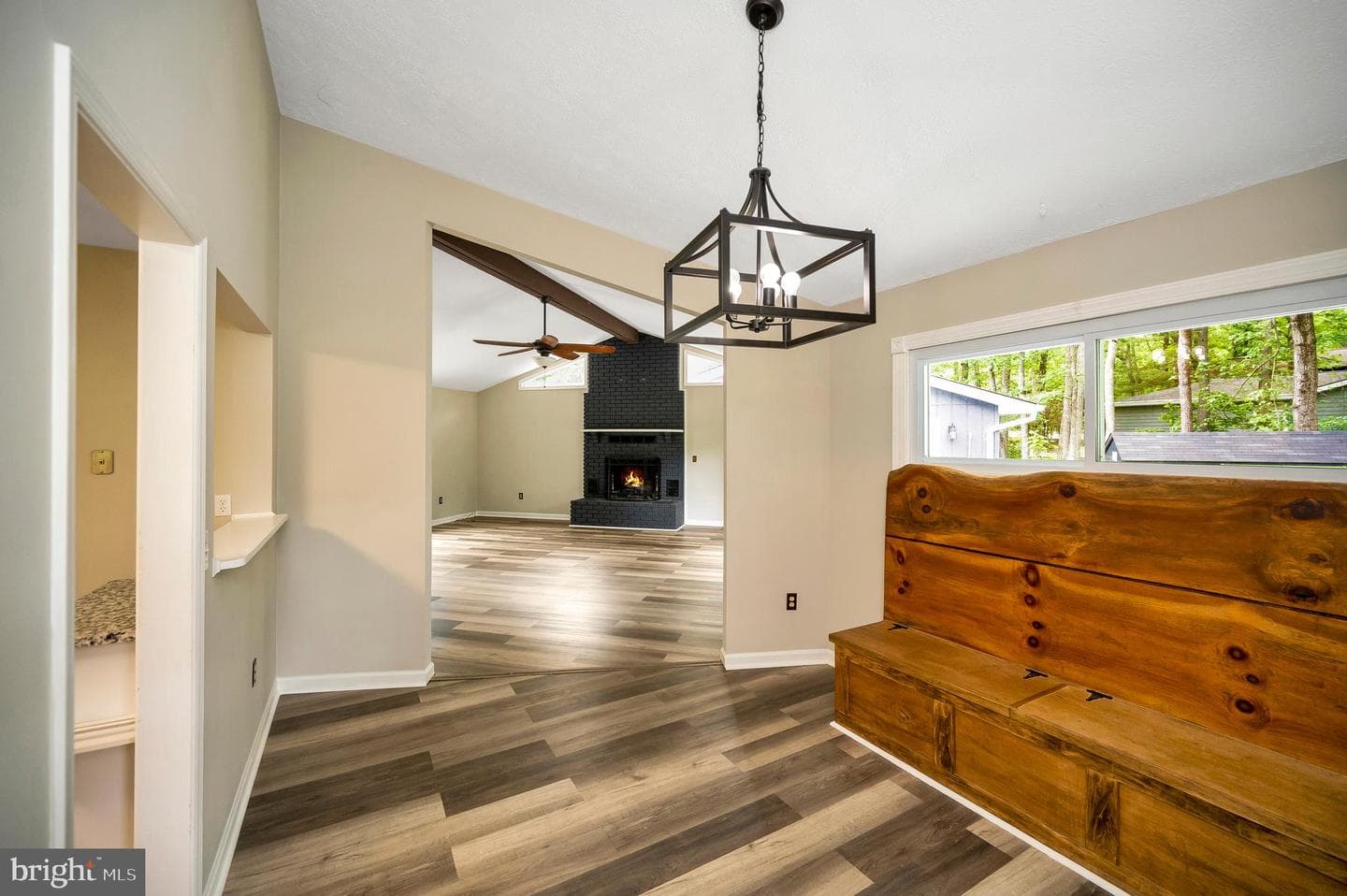 141 Eagle Court photo 28