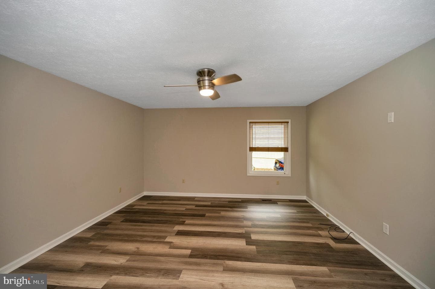 141 Eagle Court photo 42