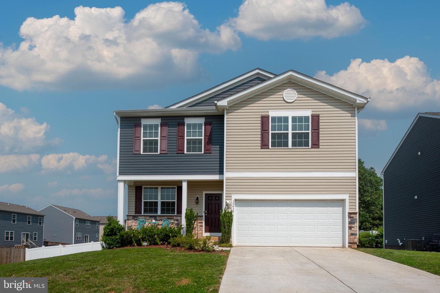 35439 Eagle Crest Court photo 1
