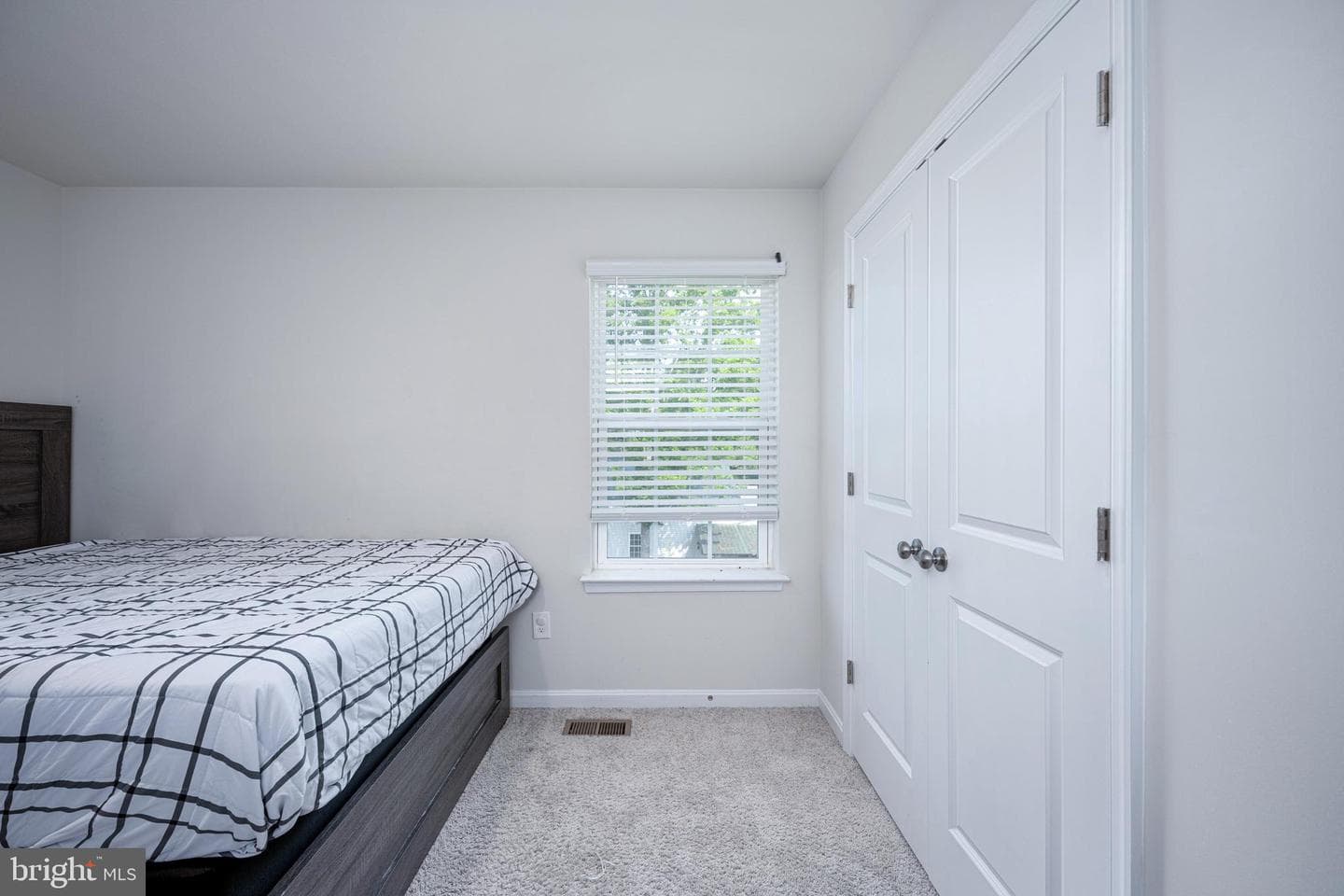 35439 Eagle Crest Court photo 17