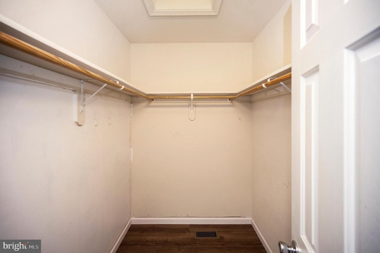 614 Yorktown Boulevard photo 12