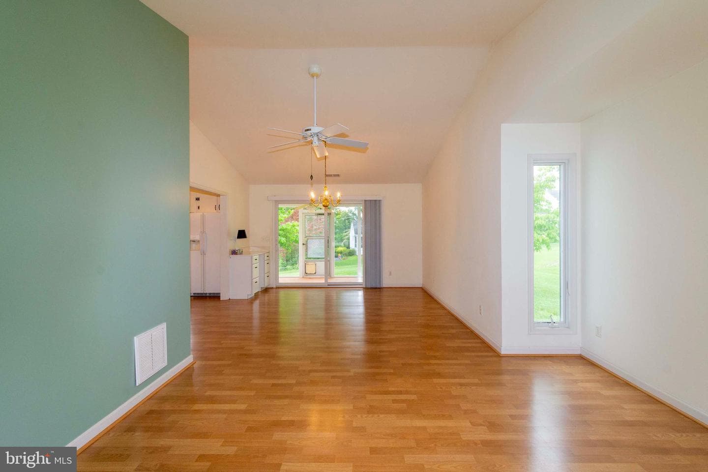 316 Mimosa Lane photo 18