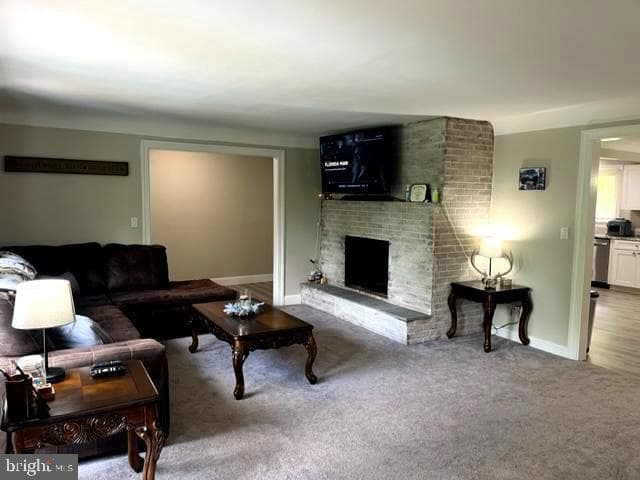12134 Baylor Lane photo 11