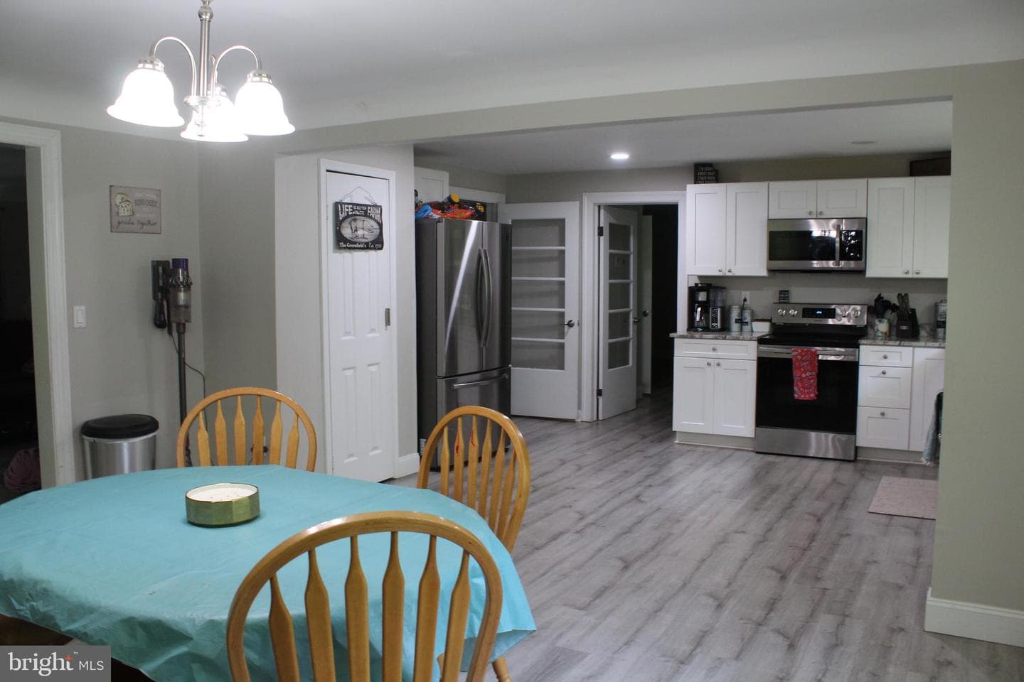 12134 Baylor Lane photo 8