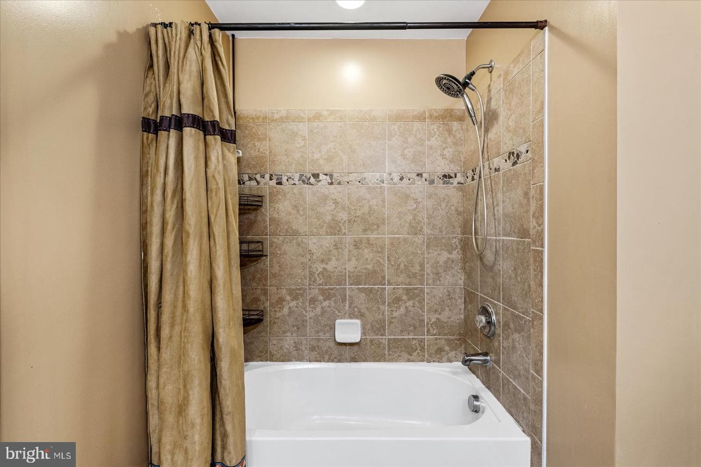 1461 Chesterfield Road photo 26
