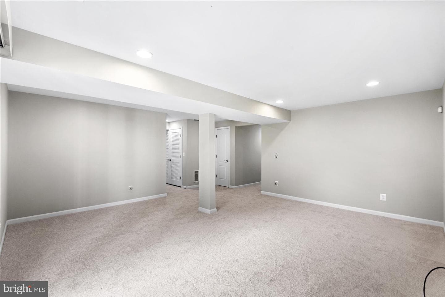 1461 Chesterfield Road photo 36