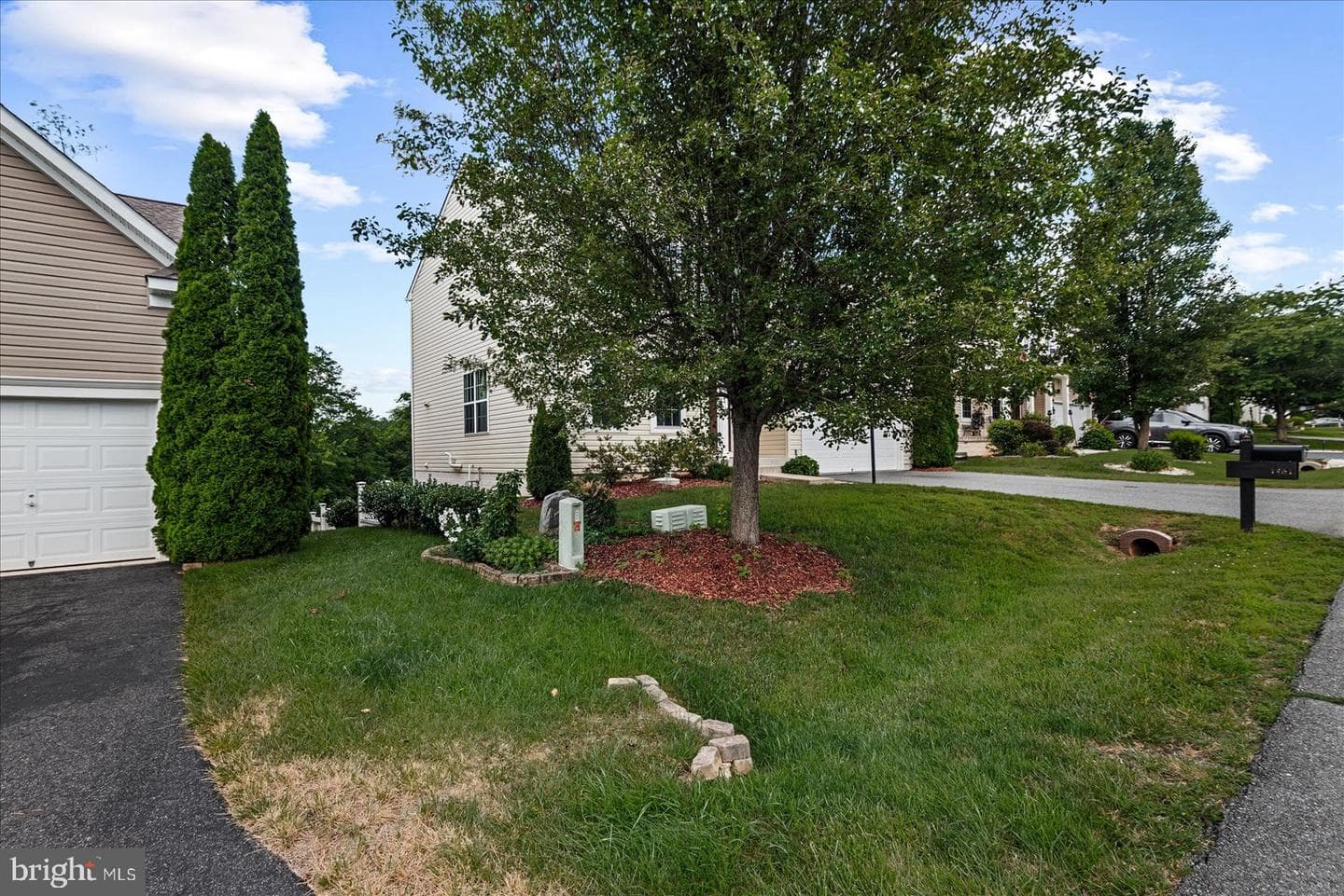 1461 Chesterfield Road photo 47