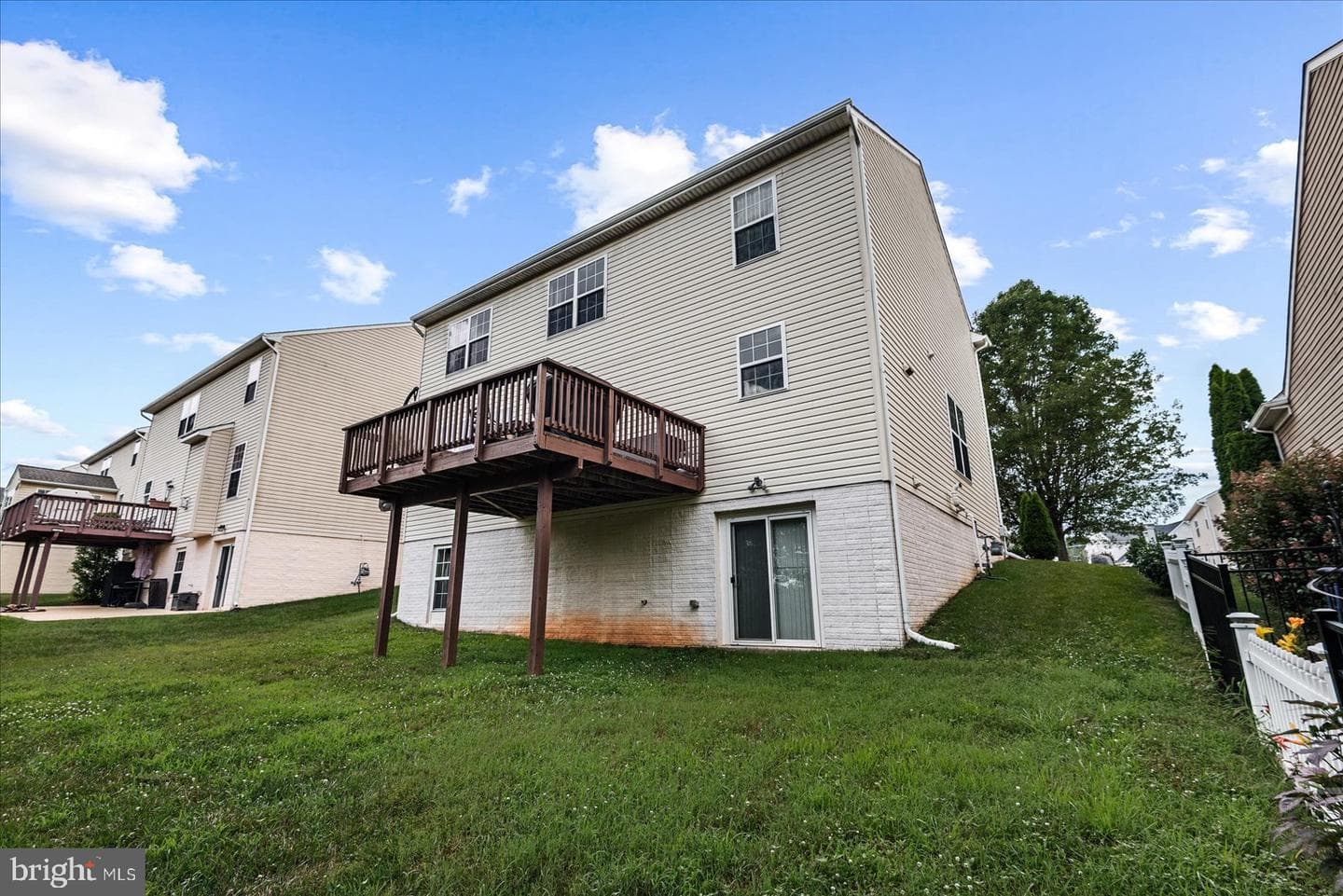 1461 Chesterfield Road photo 49