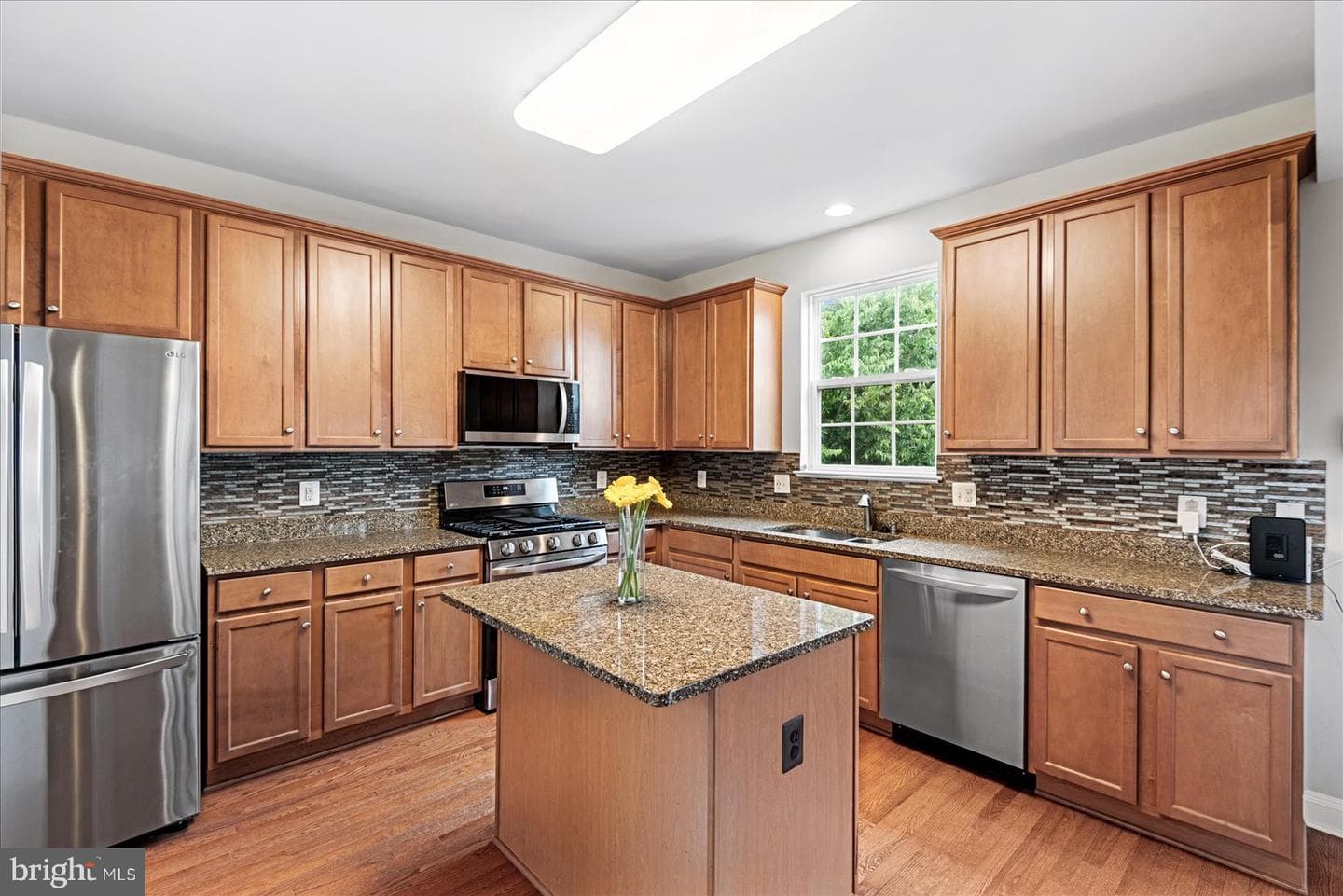 1461 Chesterfield Road photo 9