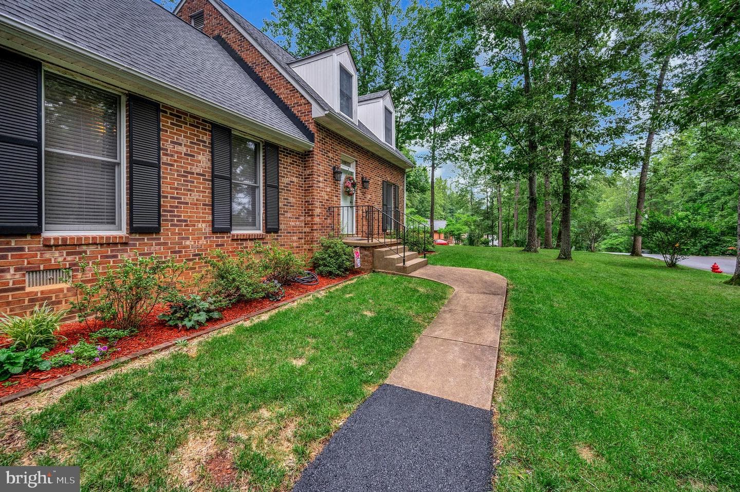 1223 Eastover Parkway photo 2