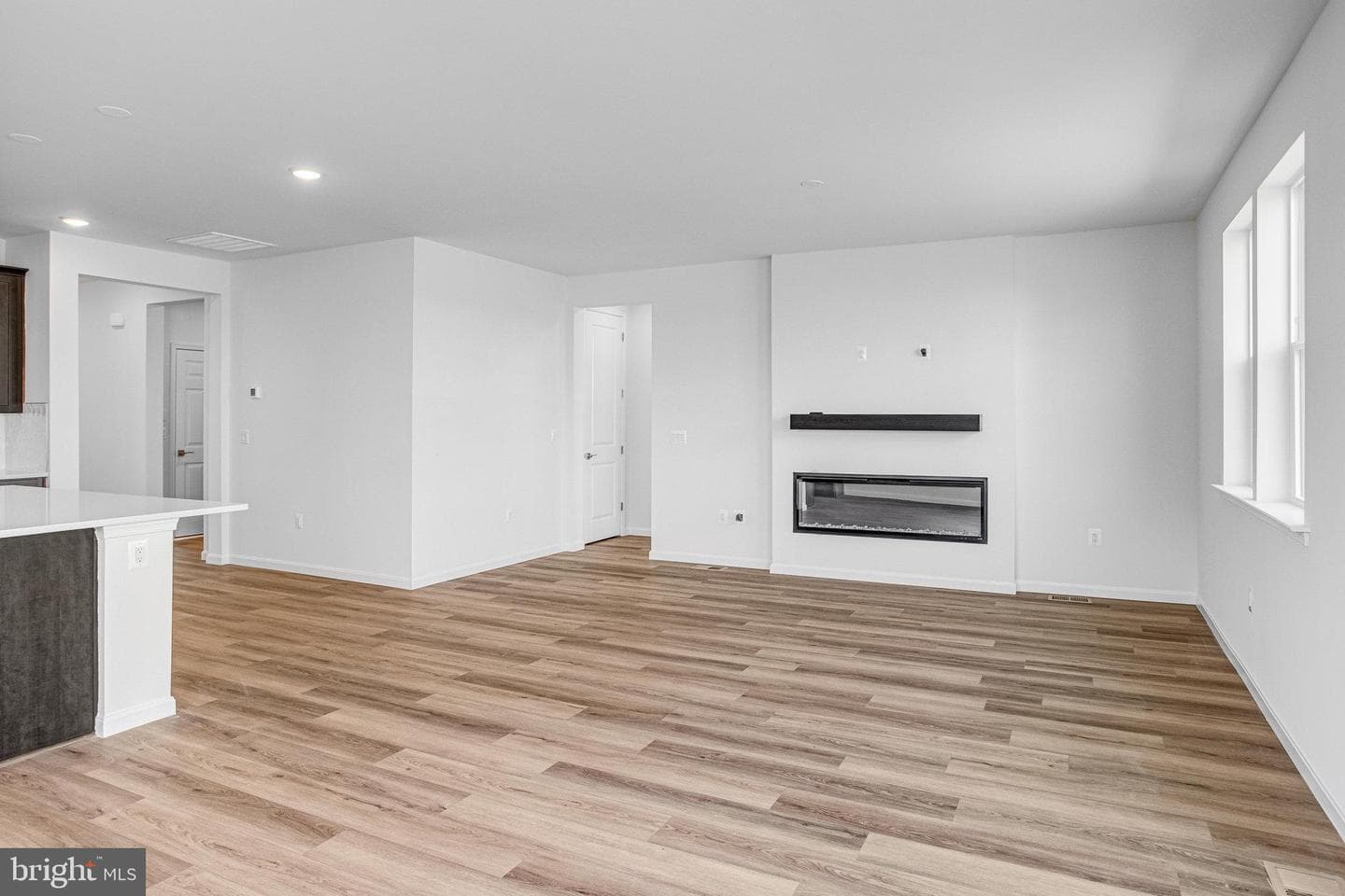 527 Aster Lane photo 12