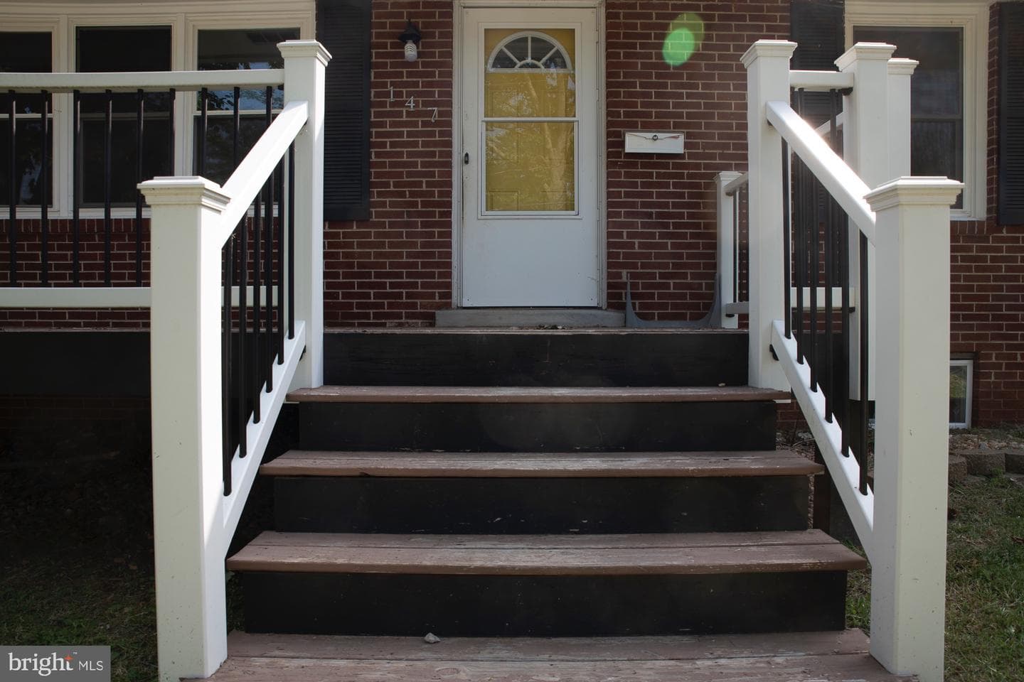 147 S Almond Street photo 4