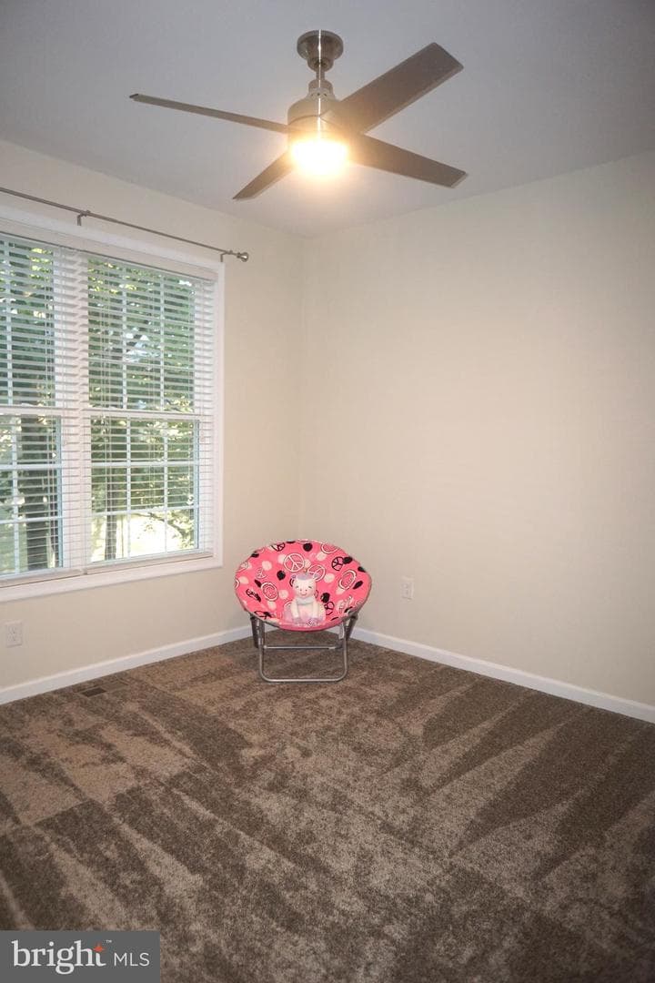 303 Stratford Circle photo 10
