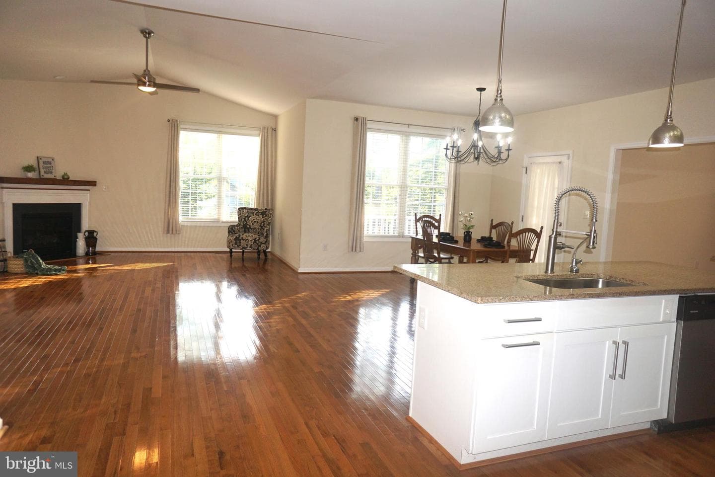 303 Stratford Circle photo 14