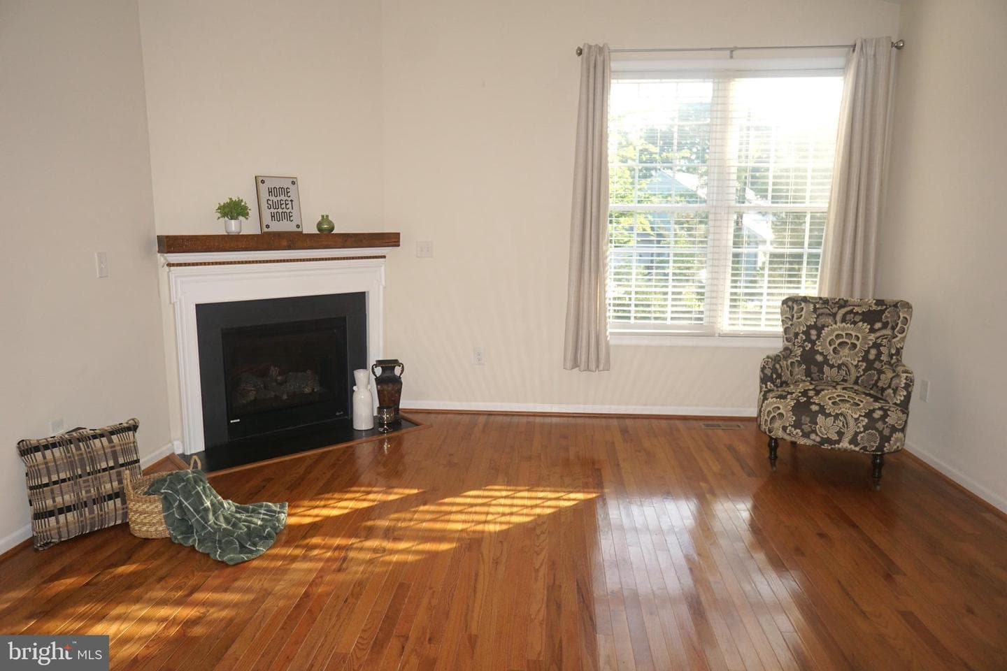 303 Stratford Circle photo 31