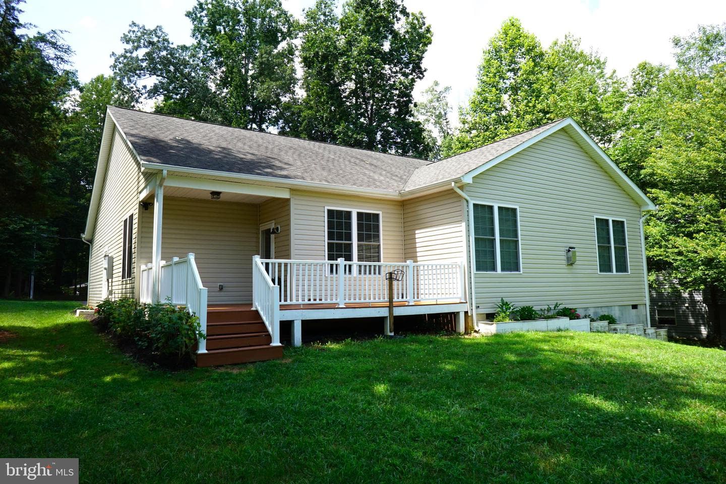 303 Stratford Circle photo 53