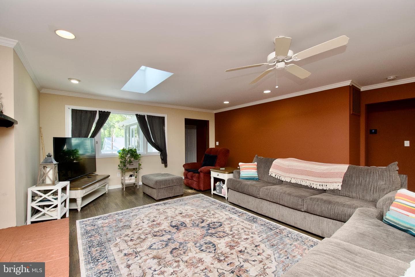 703 Gold Valley Road photo 2