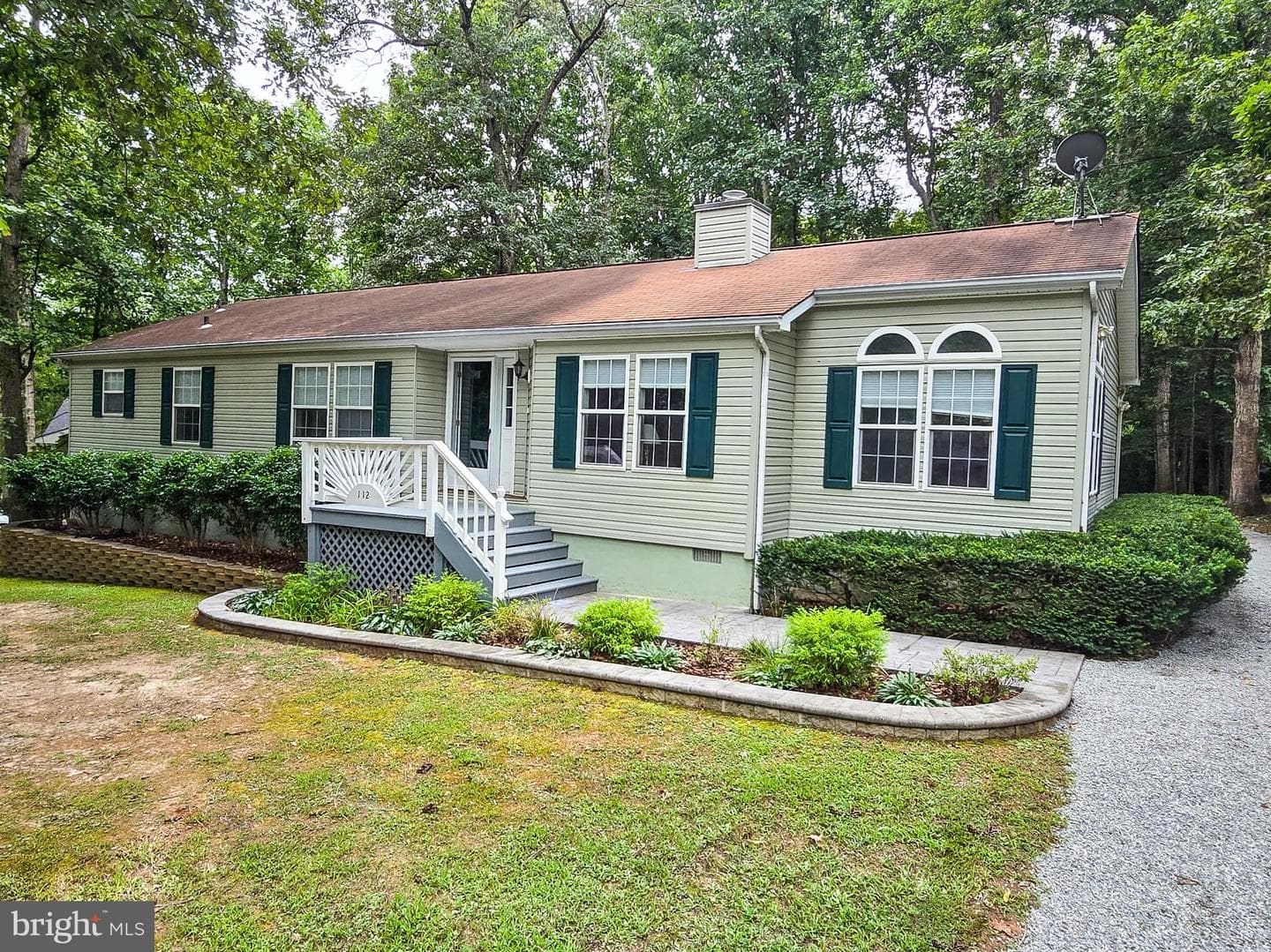 112 Battlefield Road photo 1