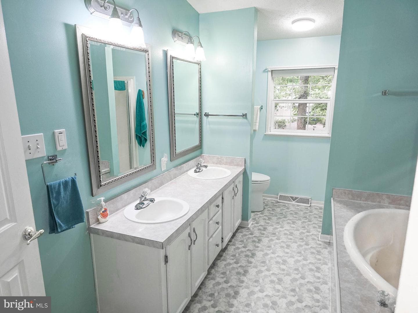 112 Battlefield Road photo 20