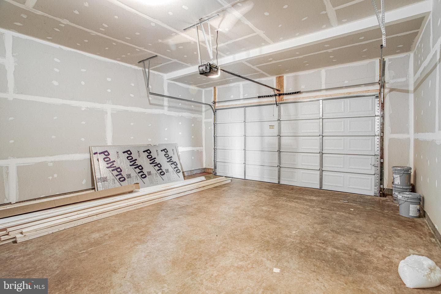 516 Aster Lane photo 32