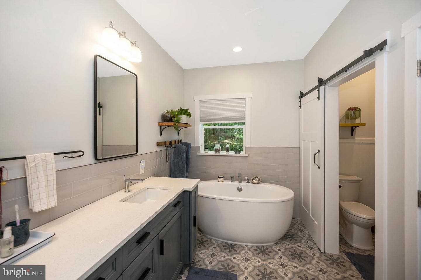 148 Edgemont photo 26