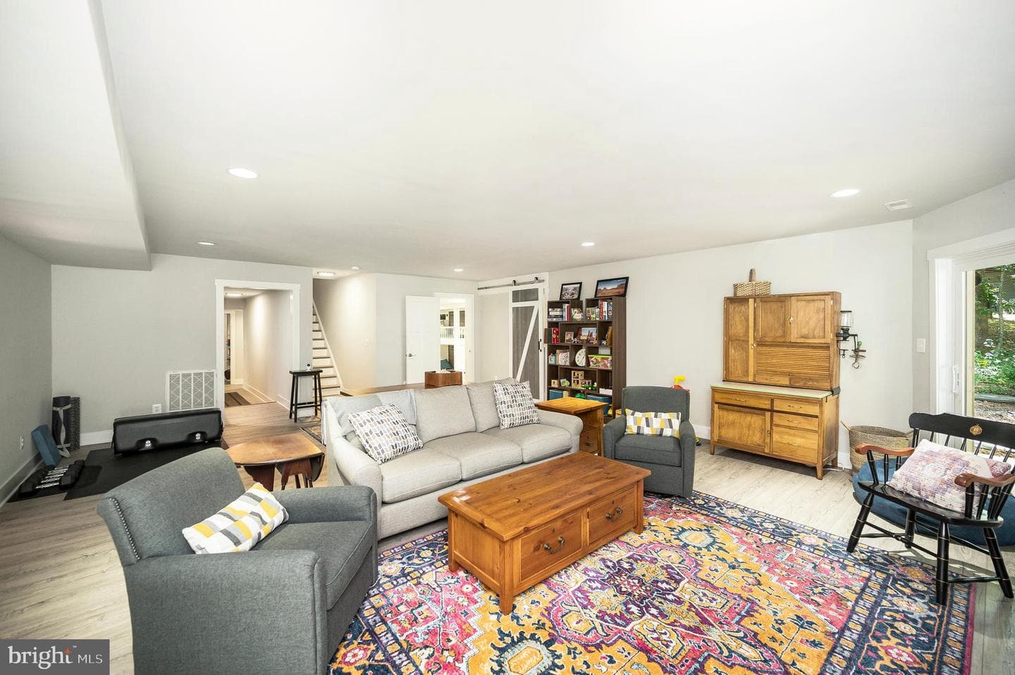 148 Edgemont photo 34