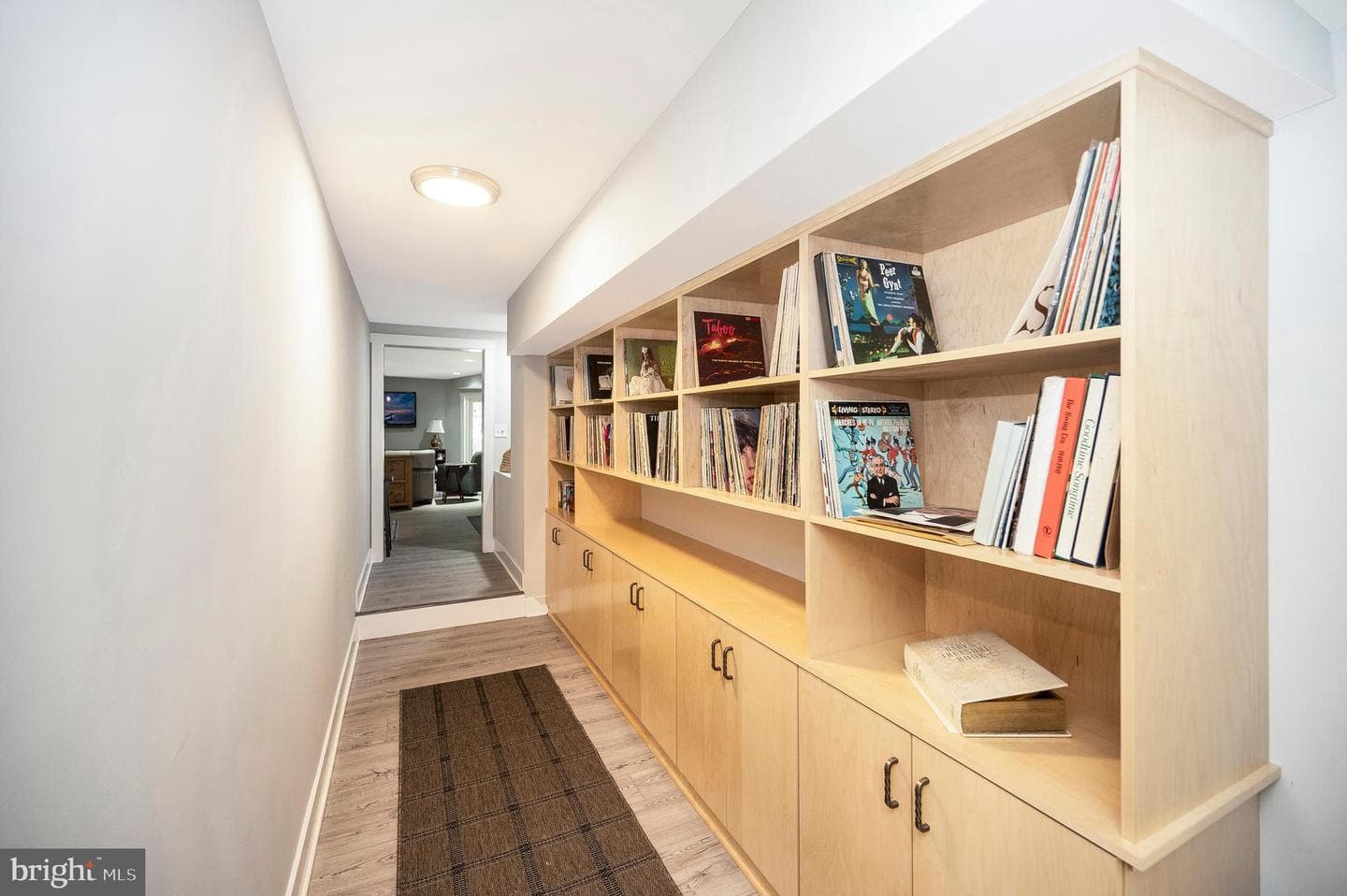 148 Edgemont photo 35