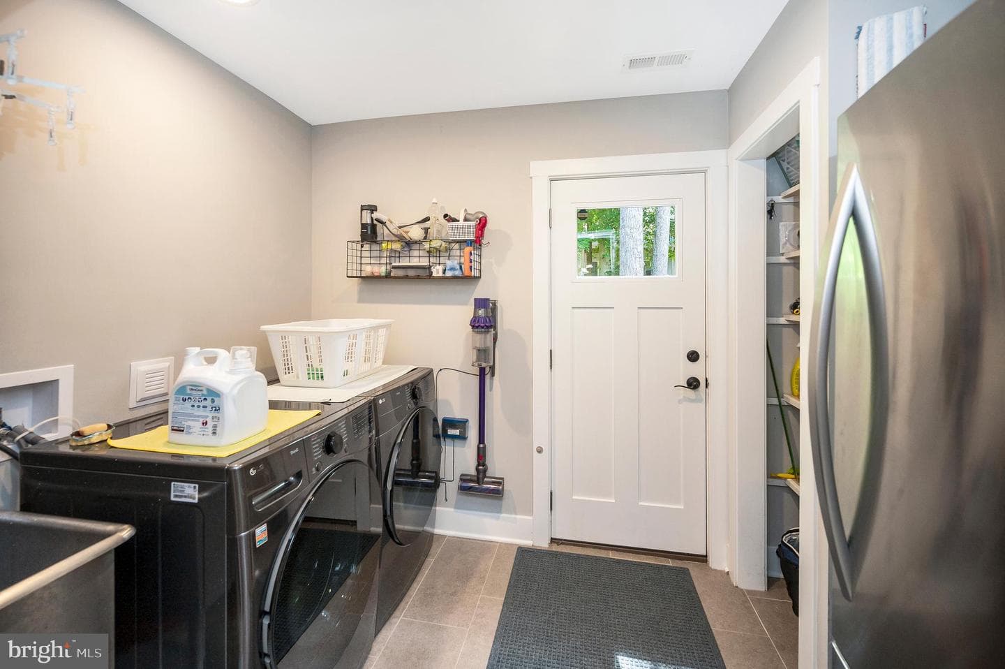 148 Edgemont photo 41