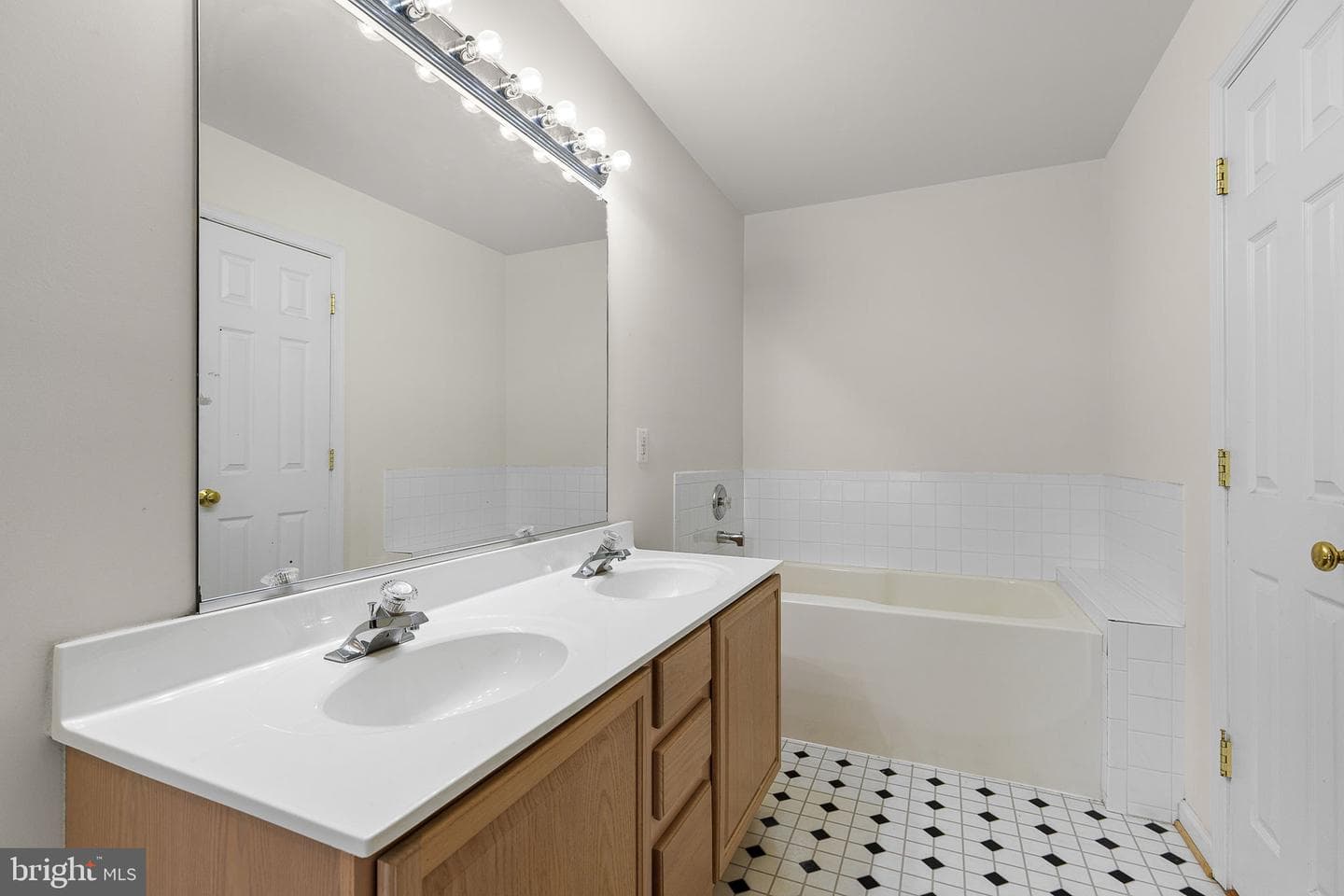 36031 Wilderness Shores Way photo 22