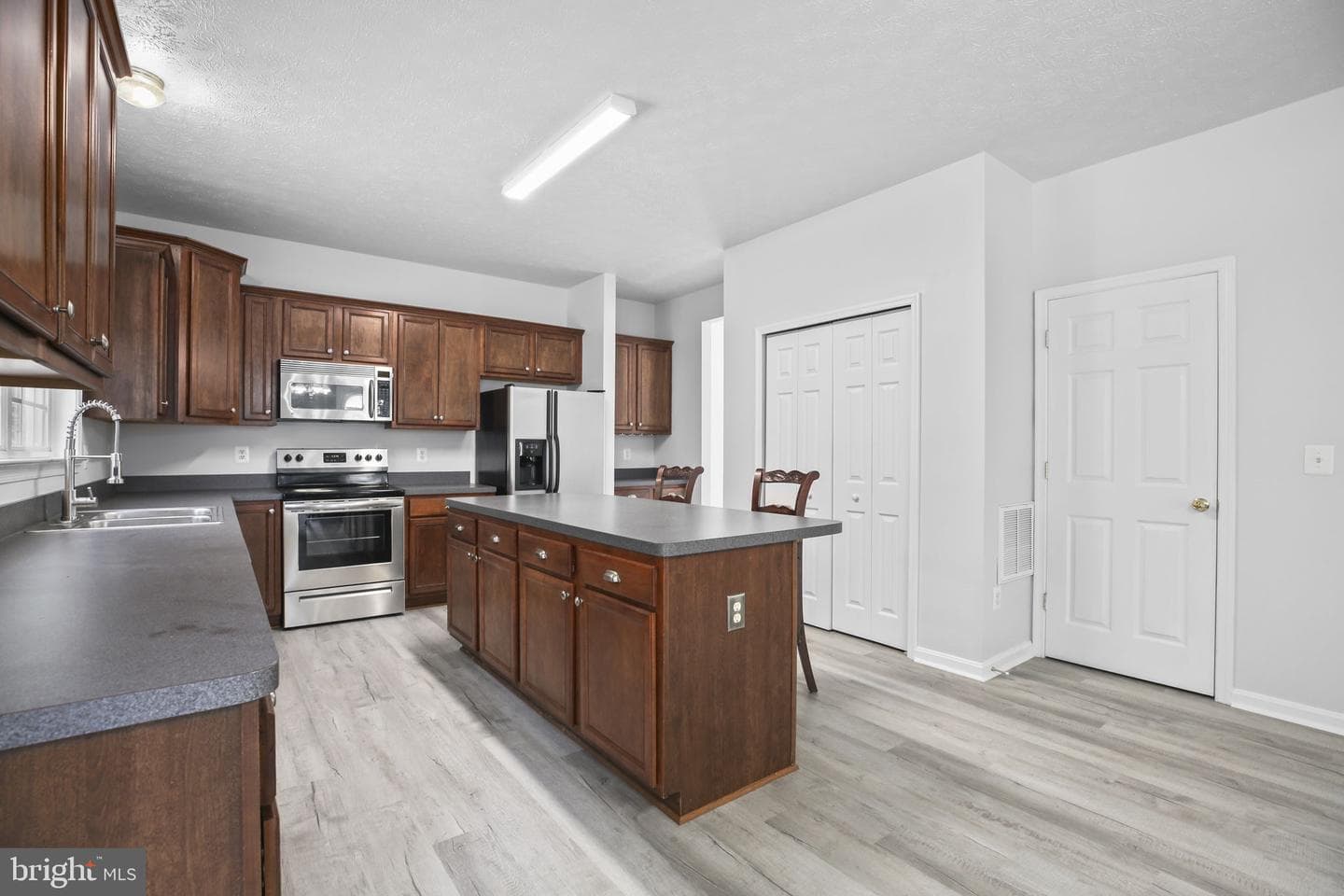 2324 Wildflower Way photo 11