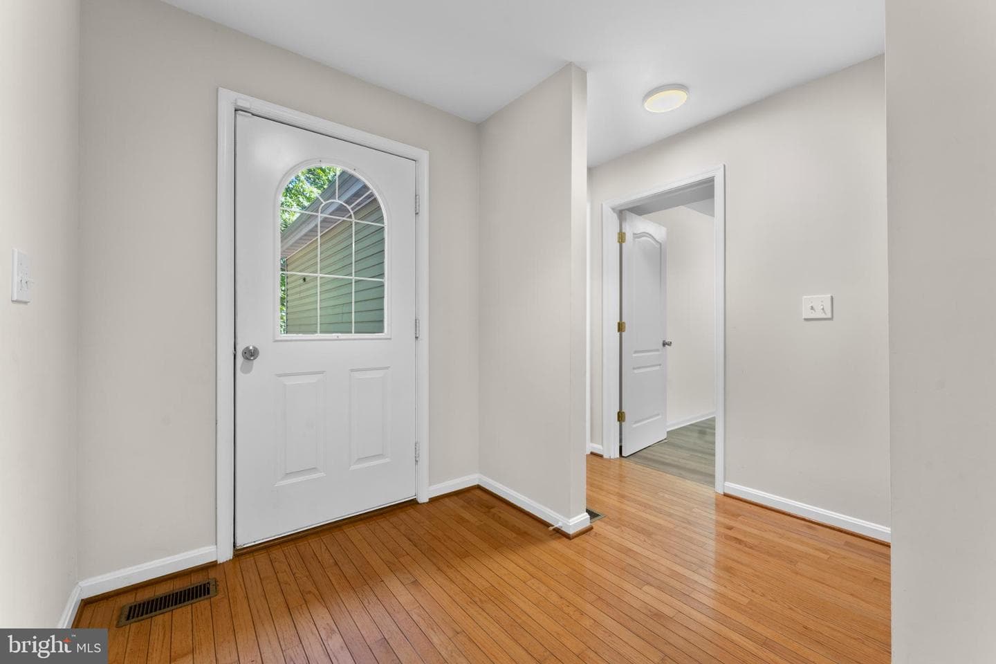 202 Monument Road photo 10