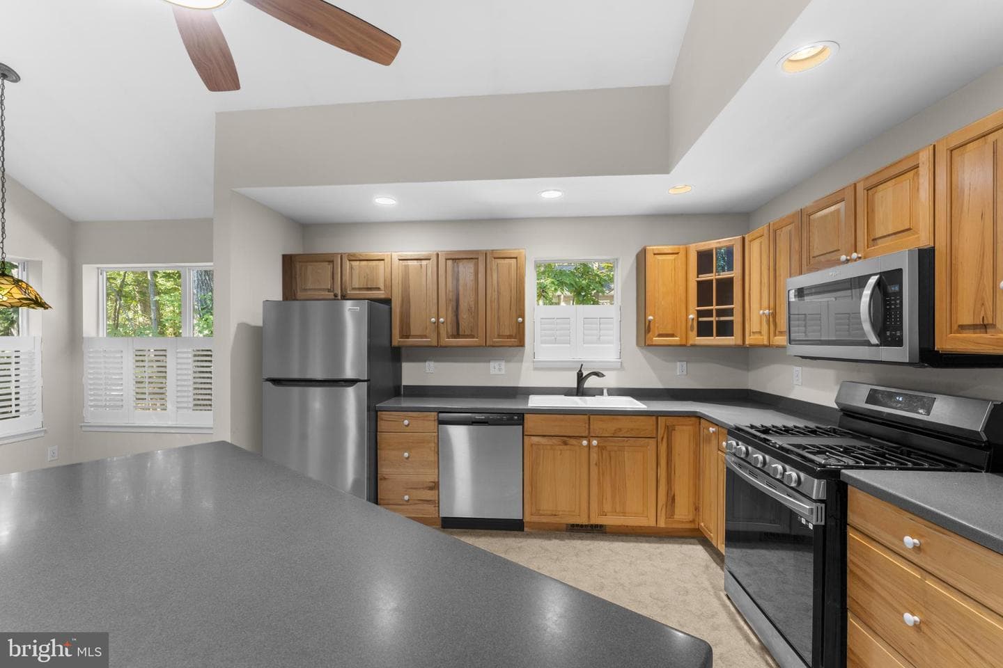 202 Monument Road photo 11