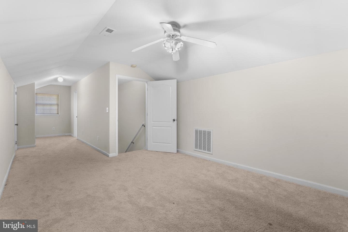 202 Monument Road photo 34