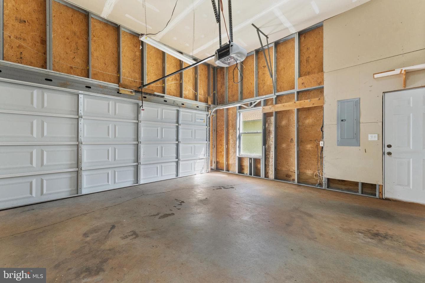 202 Monument Road photo 40