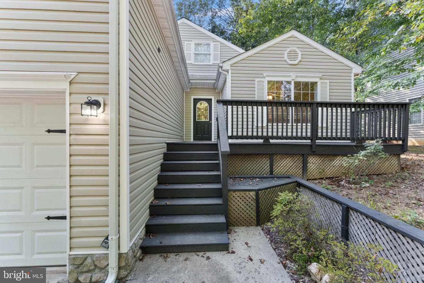 202 Monument Road photo 8